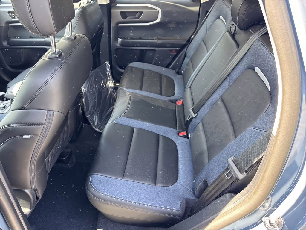 2026 Azure Gray Metallic Ford Bronco Sport Outer Banks 4X4 SUV