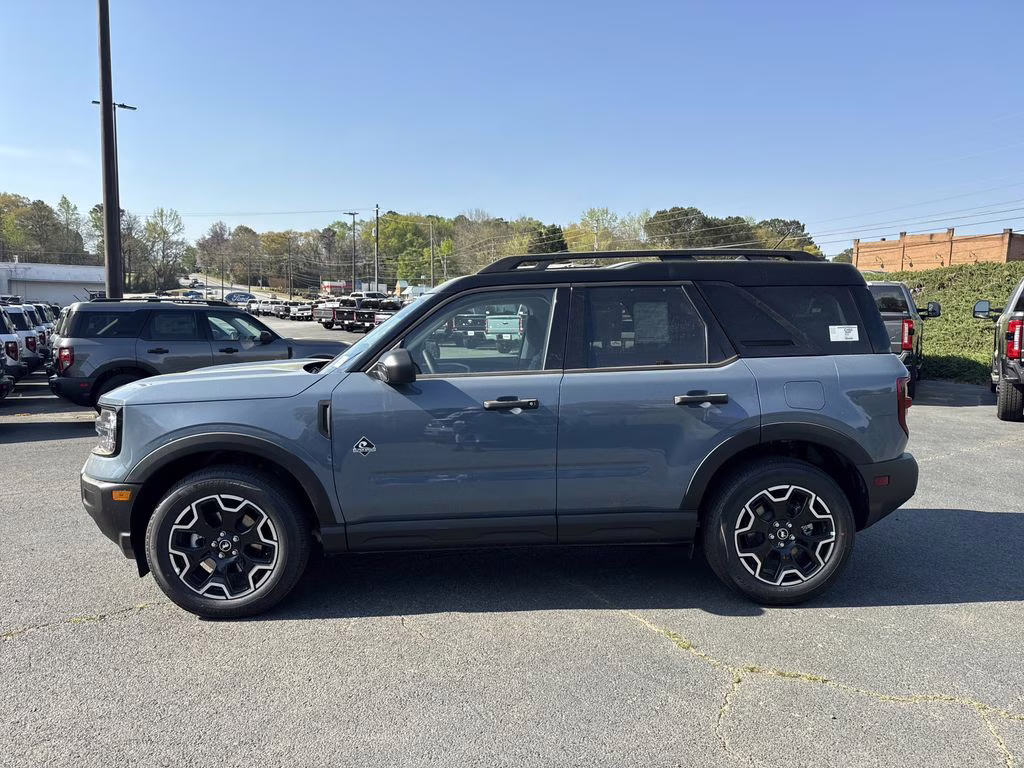 2026 Azure Gray Metallic Ford Bronco Sport Outer Banks 4X4 SUV