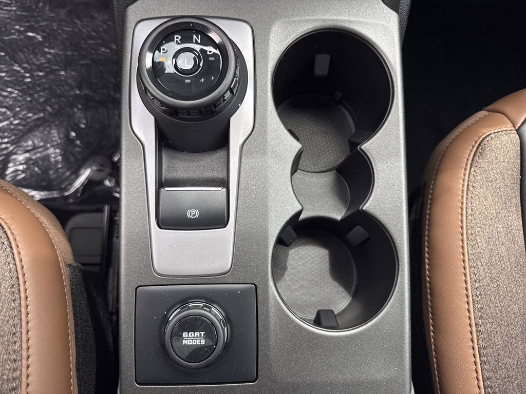 2026 Oxford White Ford Bronco Sport Outer Banks 4X4 SUV