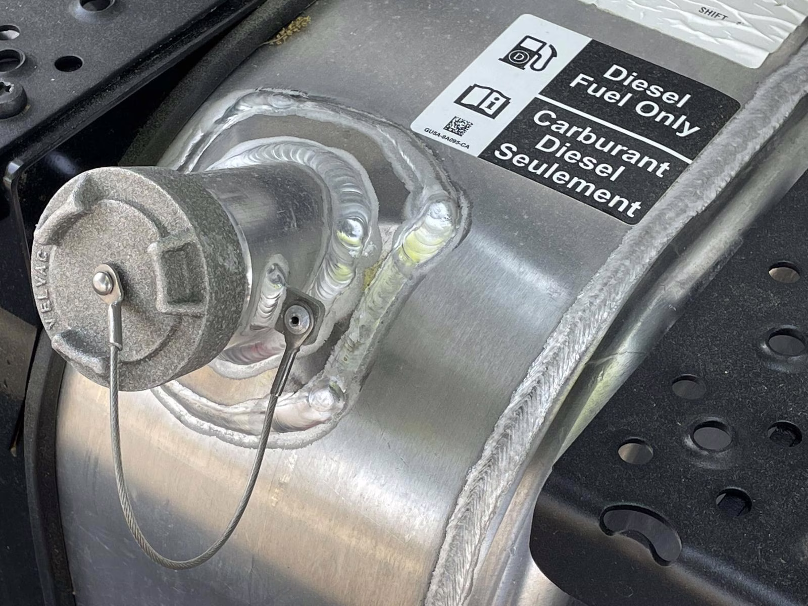 2027 Oxford White Ford F-650SD Base RWD Truck