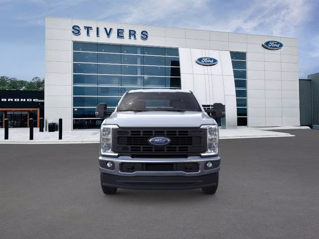 2026 Oxford White Ford Super Duty F-250 SRW XL 4X4 Truck