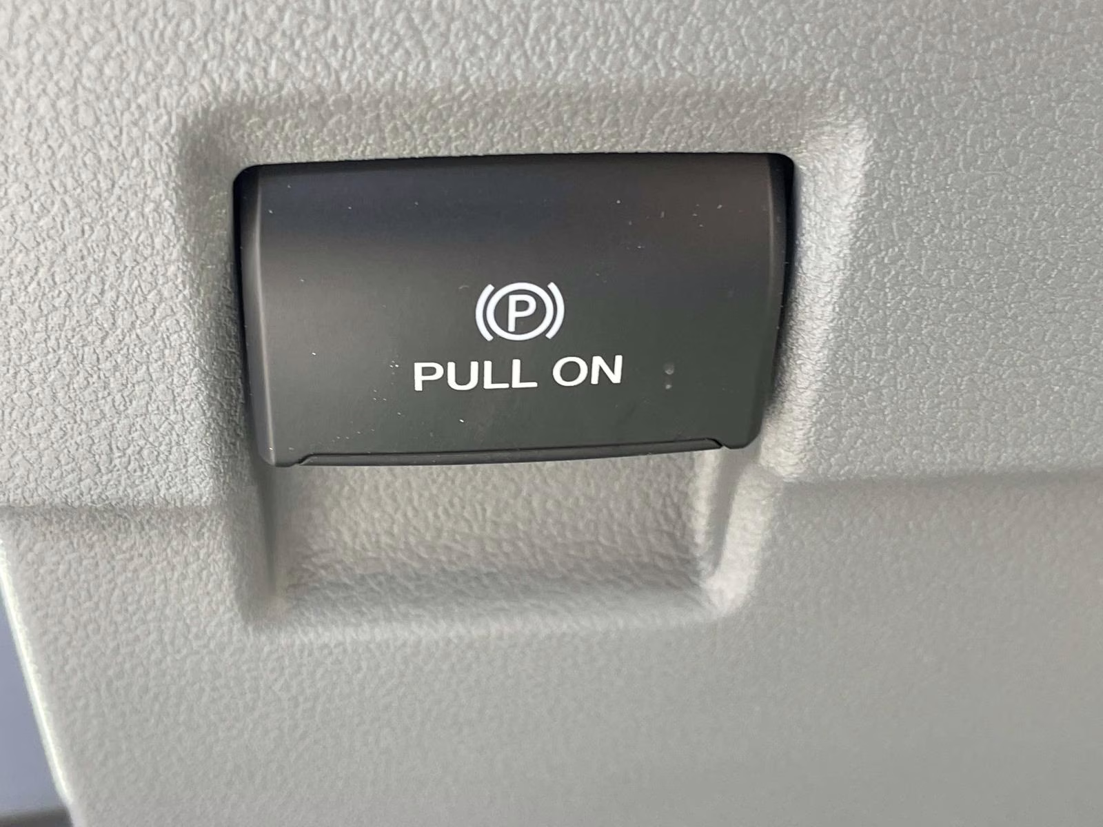 2026 Oxford White Ford Super Duty F-350 DRW XL 4X4 Truck