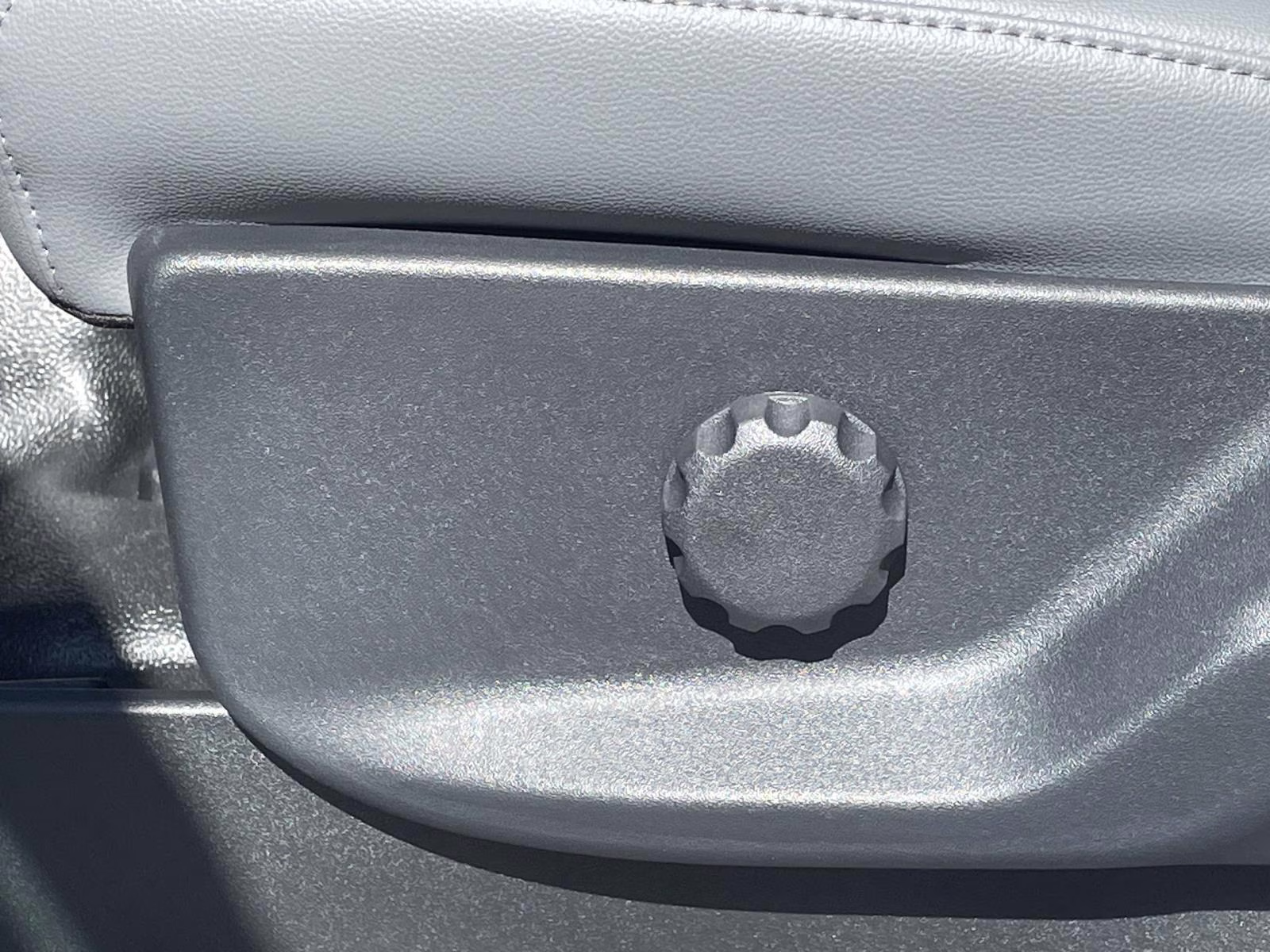 2026 Oxford White Ford Super Duty F-350 DRW XL 4X4 Truck