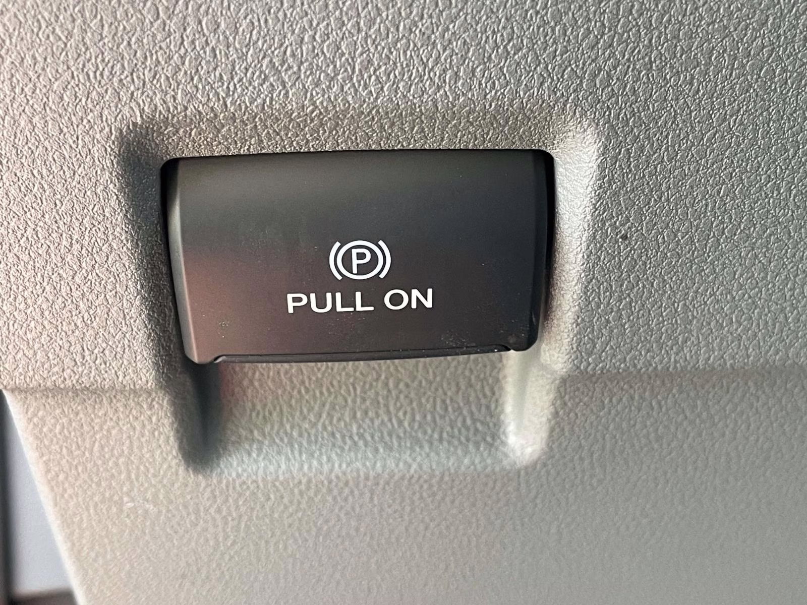 2026 Oxford White Ford Super Duty F-350 DRW XL 4X4 Truck