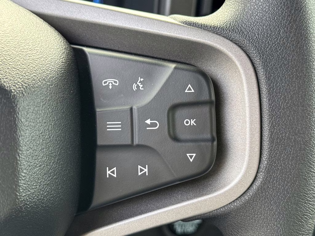 2026 Oxford White Ford Bronco Base 4X4 SUV