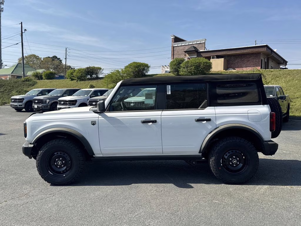 2026 Oxford White Ford Bronco Big Bend 4X4 SUV