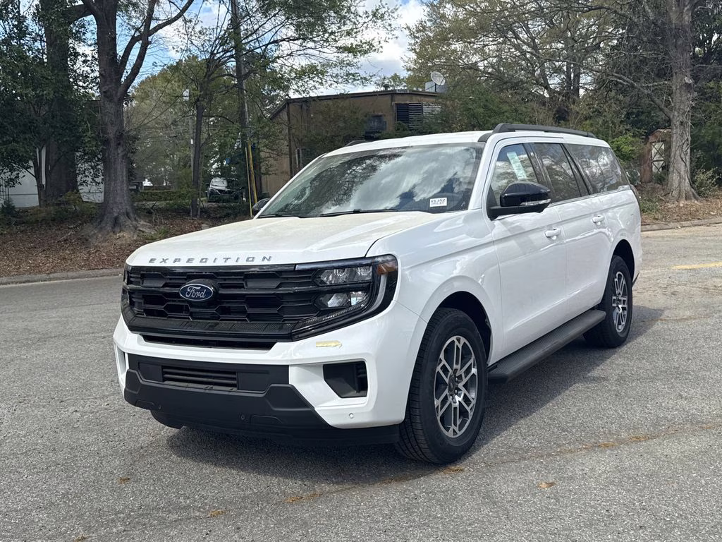 2026 White Metallic Ford Expedition Max Active RWD SUV