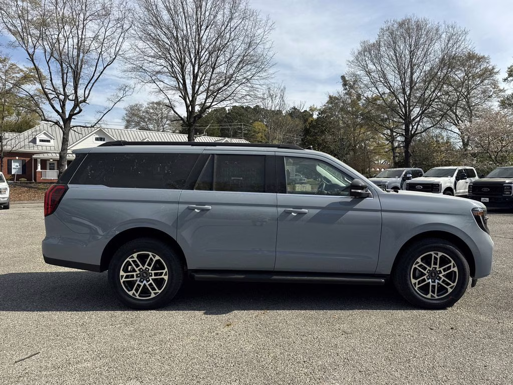 2026 Gray Metallic Ford Expedition Max Active RWD SUV