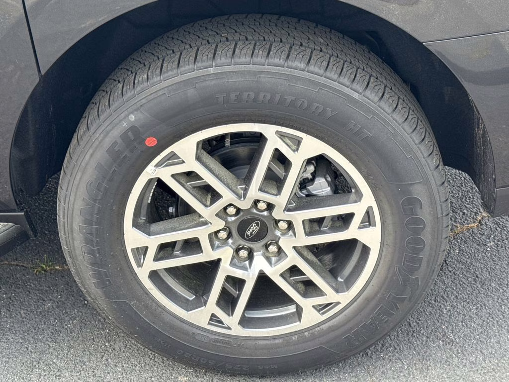 2026 Gray Metallic Ford Expedition Max Active RWD SUV