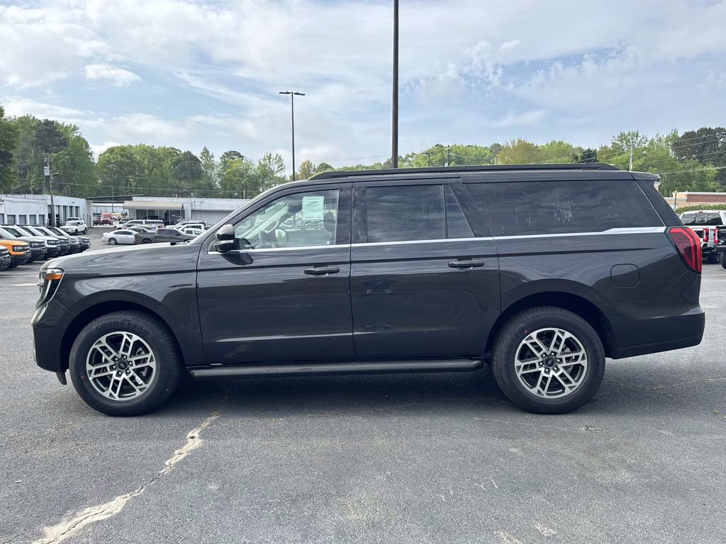 2026 Gray Metallic Ford Expedition Max Active RWD SUV