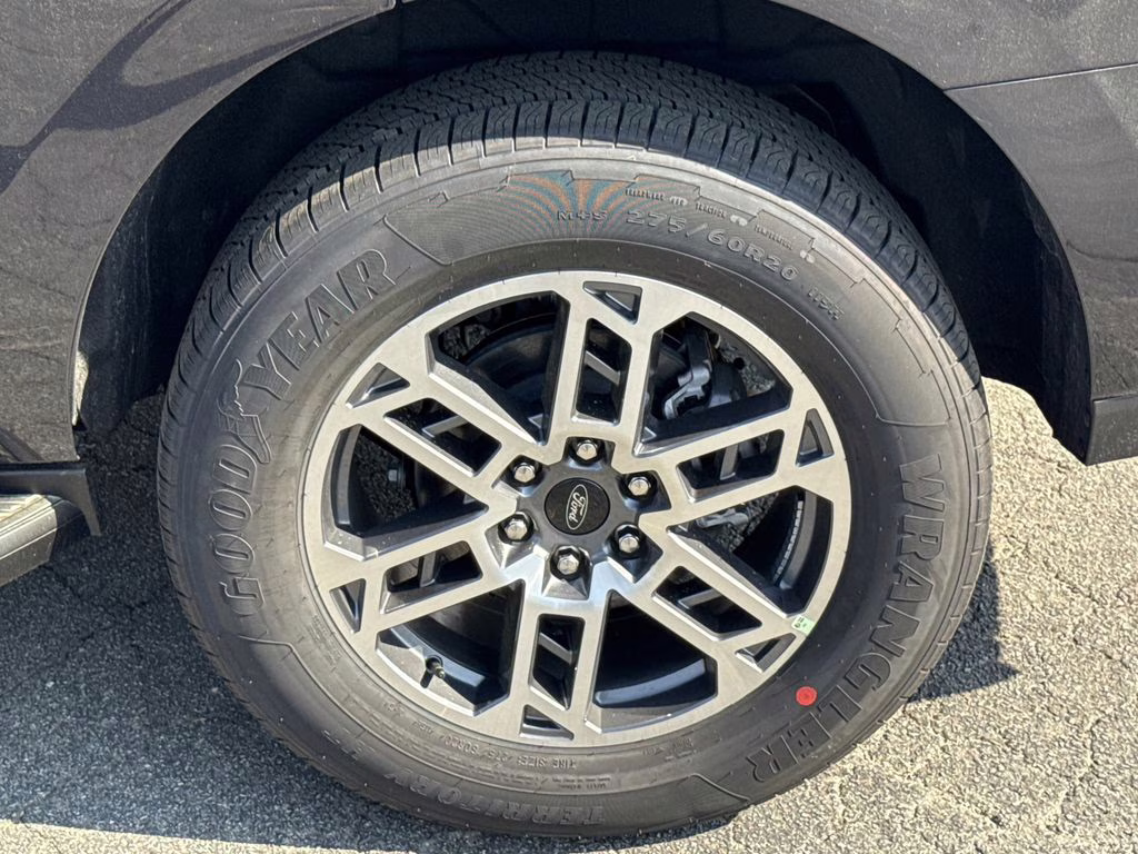 2026 Gray Metallic Ford Expedition Active RWD SUV