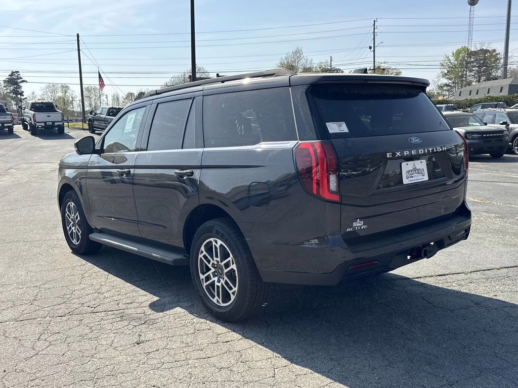 2026 Gray Metallic Ford Expedition Active RWD SUV