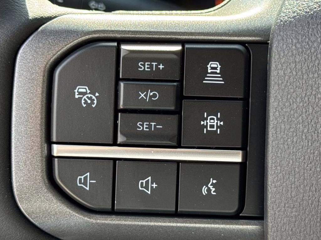 2026 Black Metallic Ford Super Duty F-250 SRW Lariat 4X4 Truck