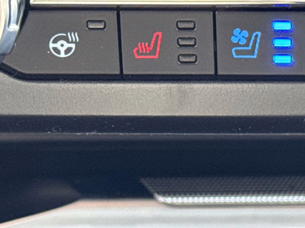 2026 White Metallic Ford Super Duty F-350 SRW Platinum 4X4 Truck