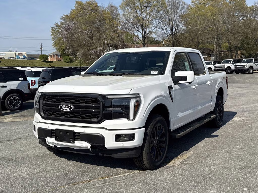 2026 Oxford White Ford F-150 Lariat 4X4 Truck