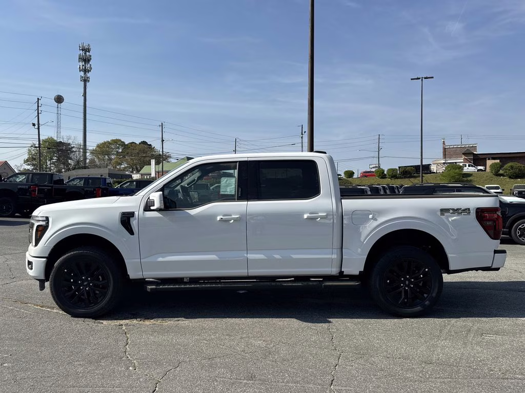 2026 Oxford White Ford F-150 Lariat 4X4 Truck