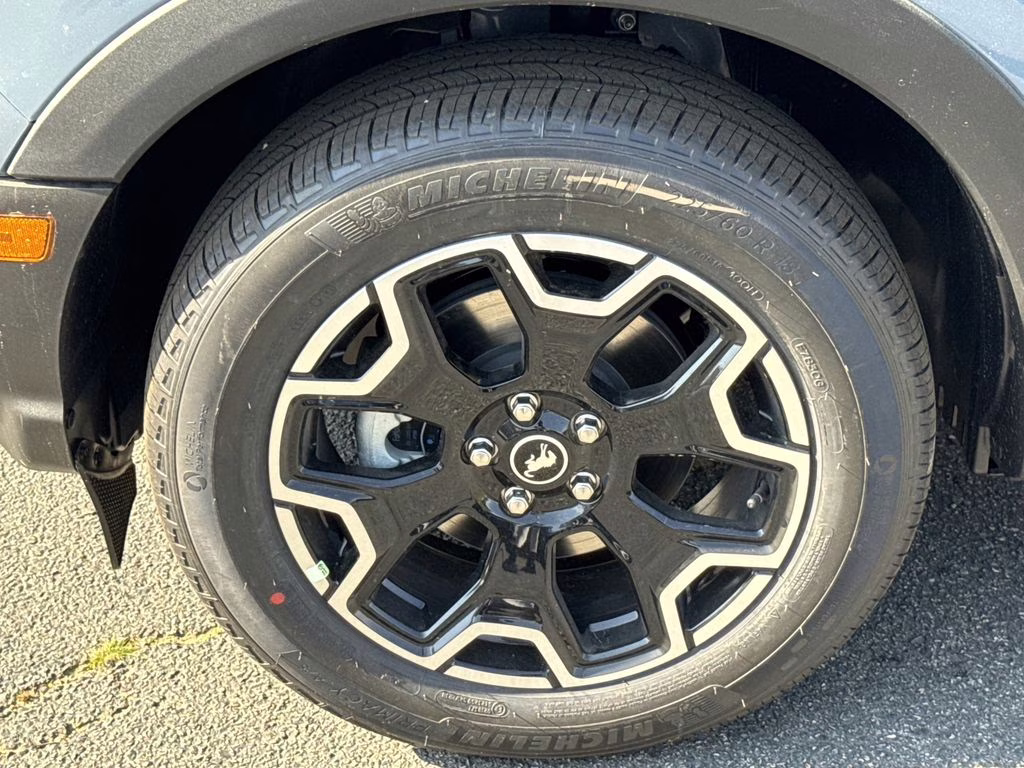 2026 Azure Gray Metallic Ford Bronco Sport Outer Banks 4X4 SUV