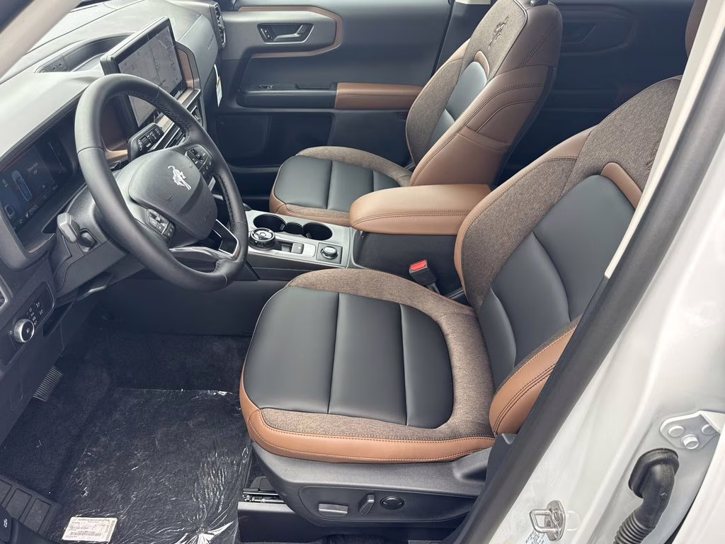 2026 Oxford White Ford Bronco Sport Outer Banks 4X4 SUV