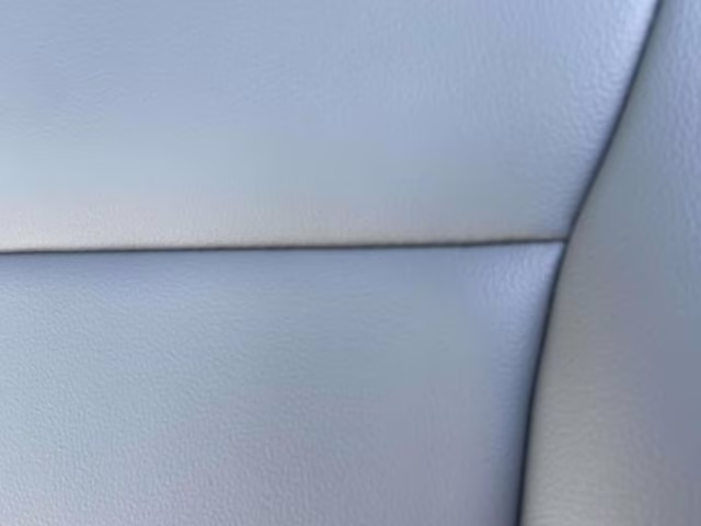 2026 Oxford White Ford Super Duty F-350 DRW XL 4X4 Truck