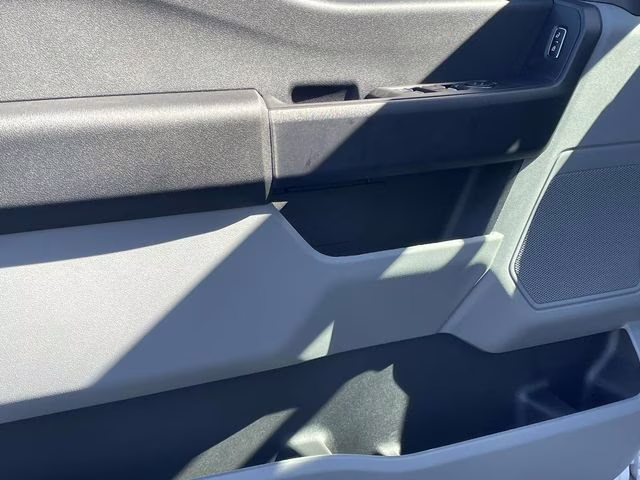 2026 Oxford White Ford Super Duty F-350 DRW XL 4X4 Truck