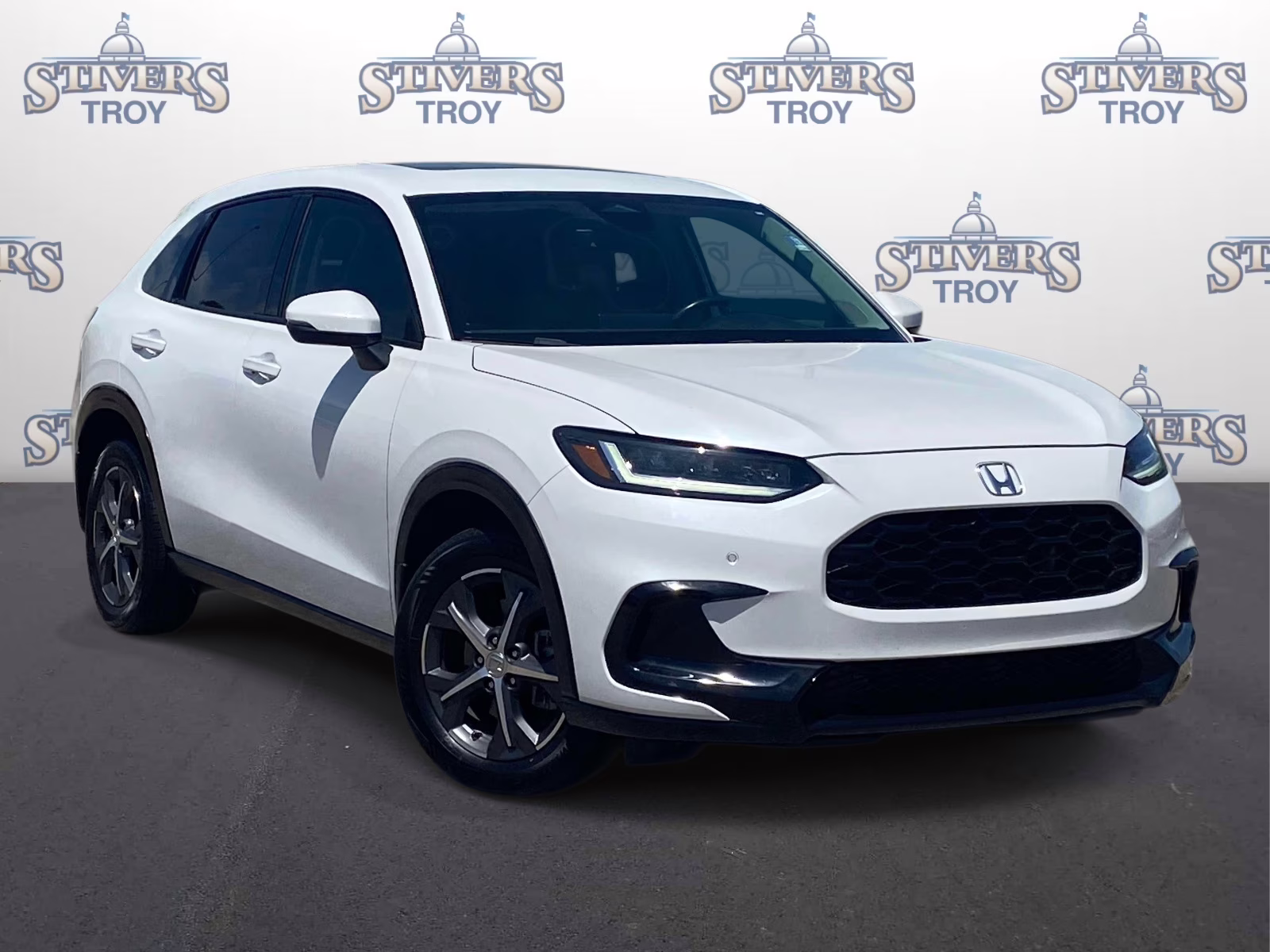 2023 White Honda HR-V EX-L FWD SUV