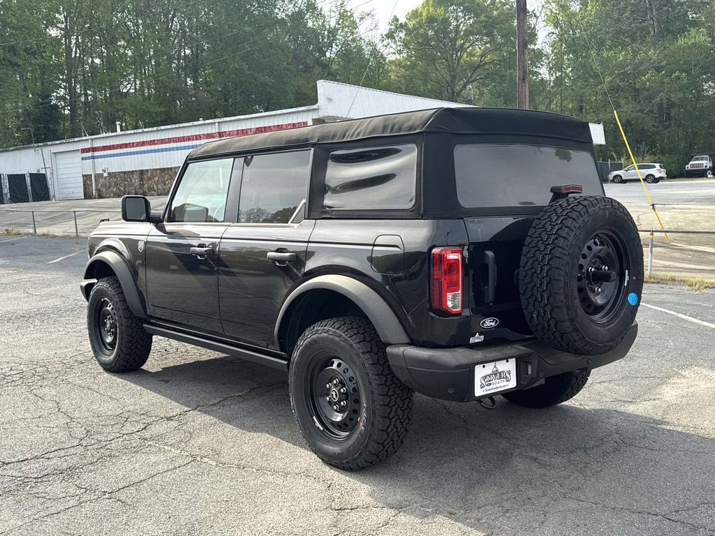 2026 Shadow Black Ford Bronco Big Bend 4X4 SUV