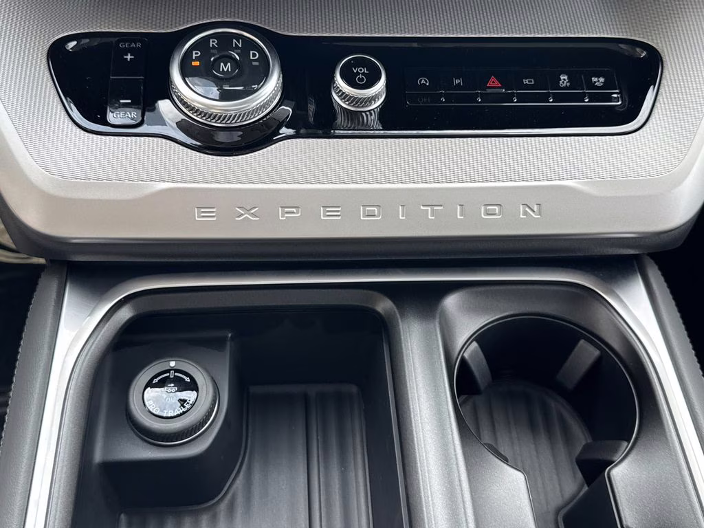 2026 Black Metallic Ford Expedition Max Active RWD SUV