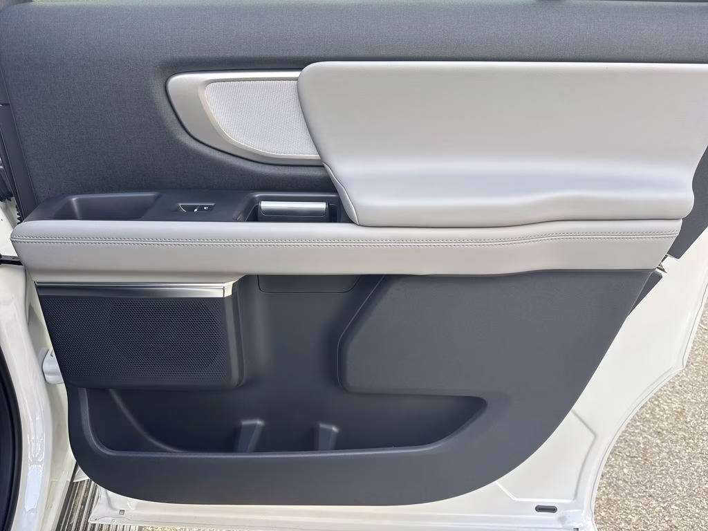 2026 White Metallic Ford Expedition Max Active RWD SUV