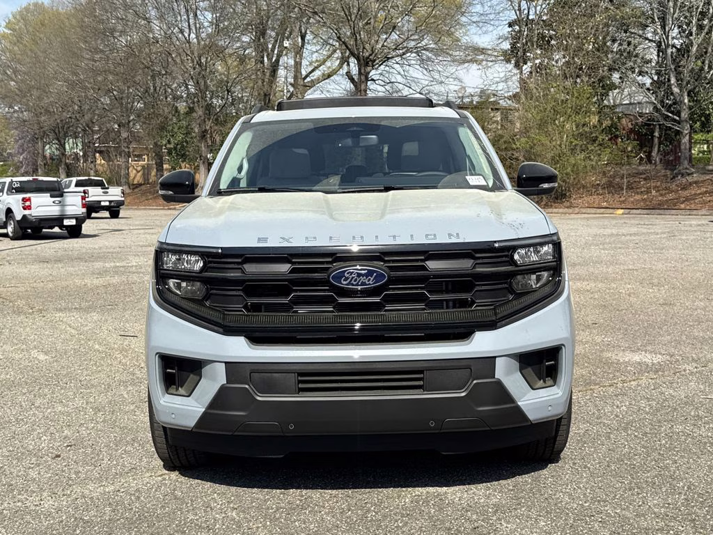 2026 Gray Metallic Ford Expedition Max Active RWD SUV