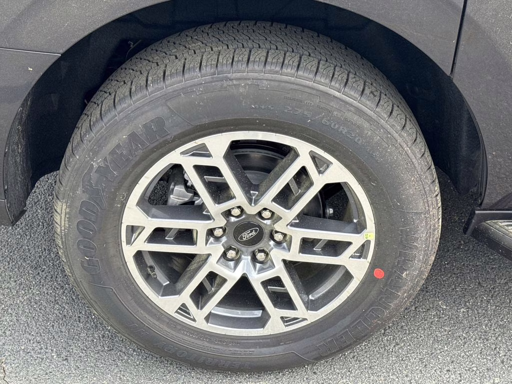 2026 Gray Metallic Ford Expedition Max Active RWD SUV