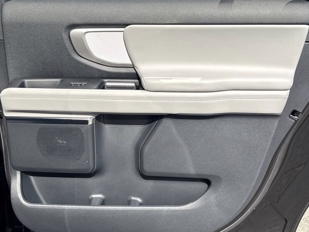 2026 Black Metallic Ford Expedition Max Active RWD SUV