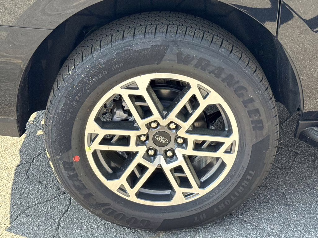 2026 Black Metallic Ford Expedition Max Active RWD SUV