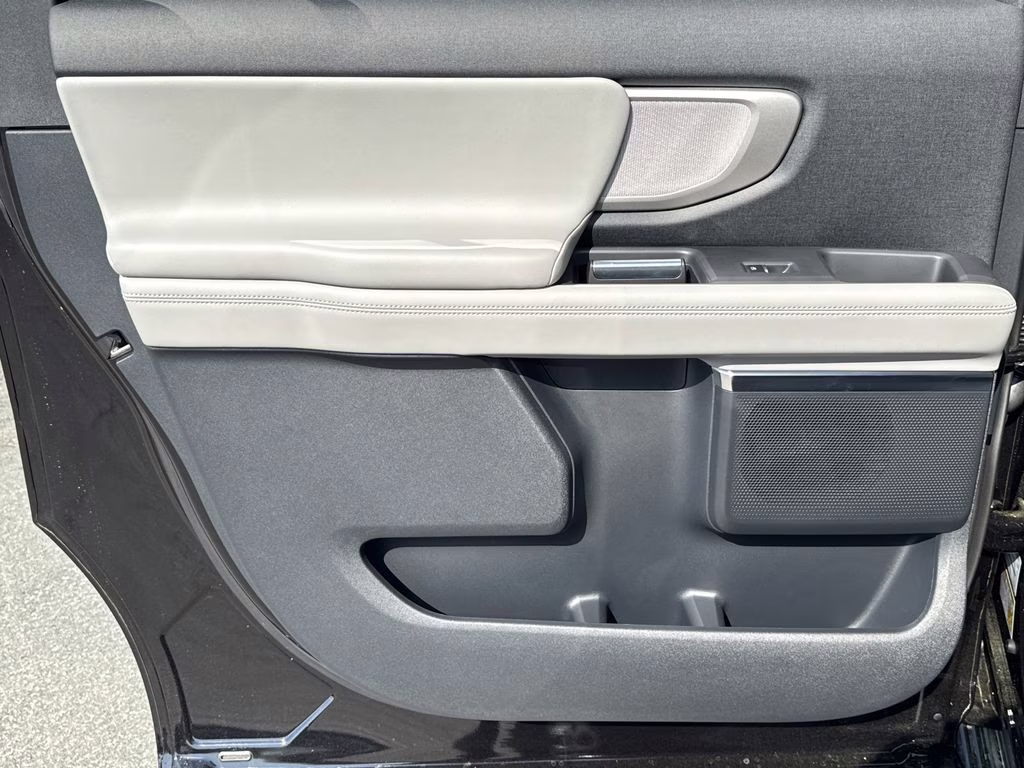 2026 Black Metallic Ford Expedition Max Active RWD SUV