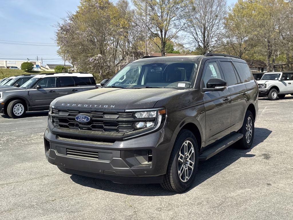 2026 Gray Metallic Ford Expedition Active RWD SUV