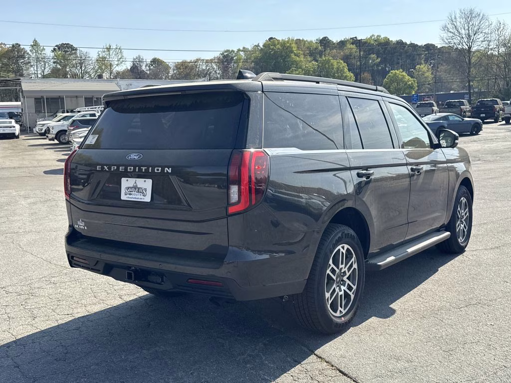 2026 Gray Metallic Ford Expedition Active RWD SUV