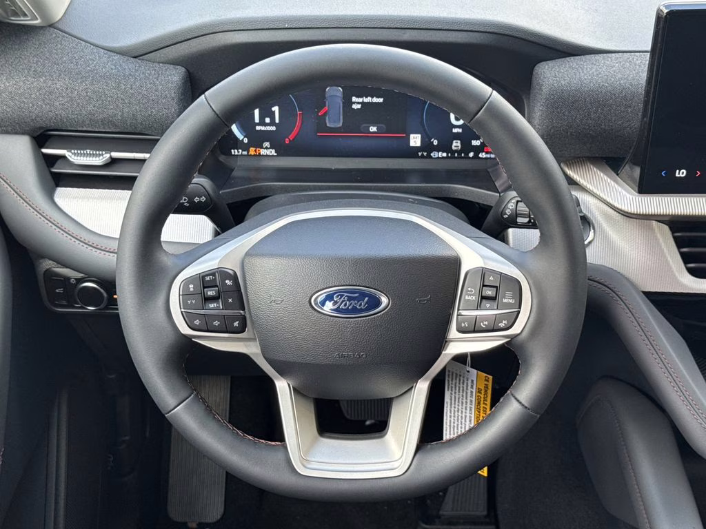 2026 White Metallic Ford Explorer Active RWD SUV