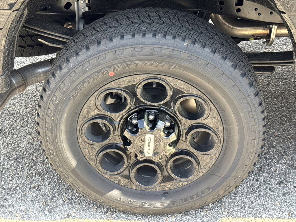 2026 Black Metallic Ford Super Duty F-250 SRW Lariat 4X4 Truck