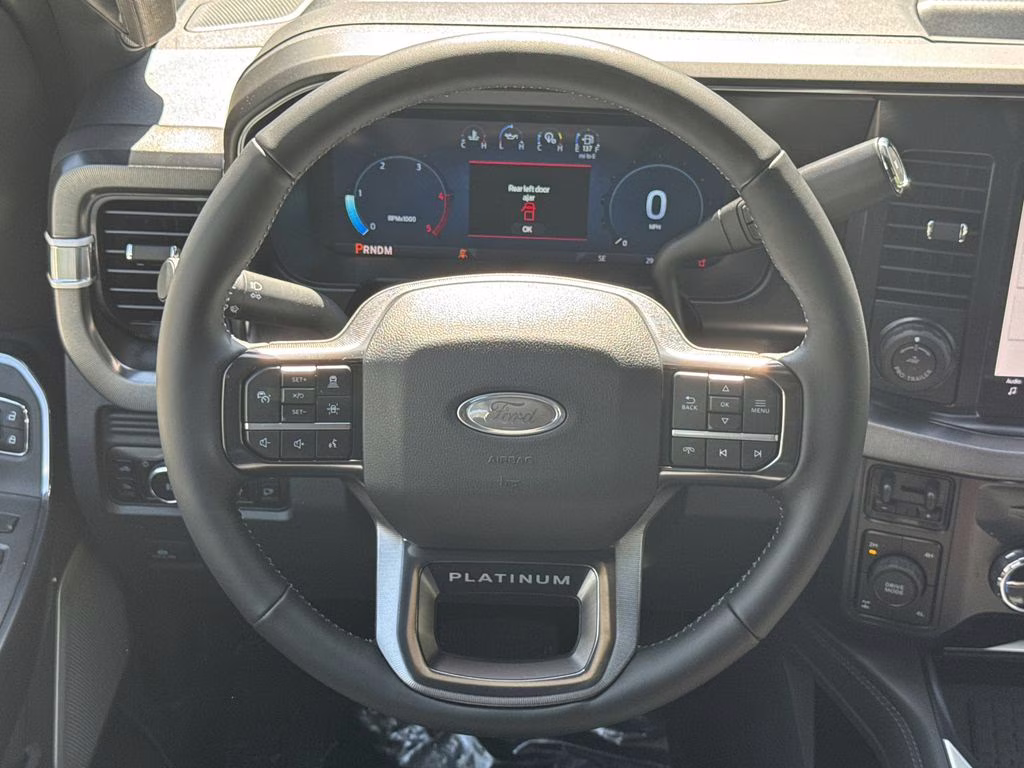 2026 White Metallic Ford Super Duty F-350 SRW Platinum 4X4 Truck