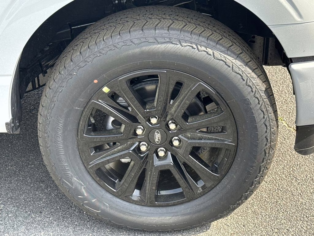 2026 Avalanche Ford F-150 Platinum 4X4 Truck