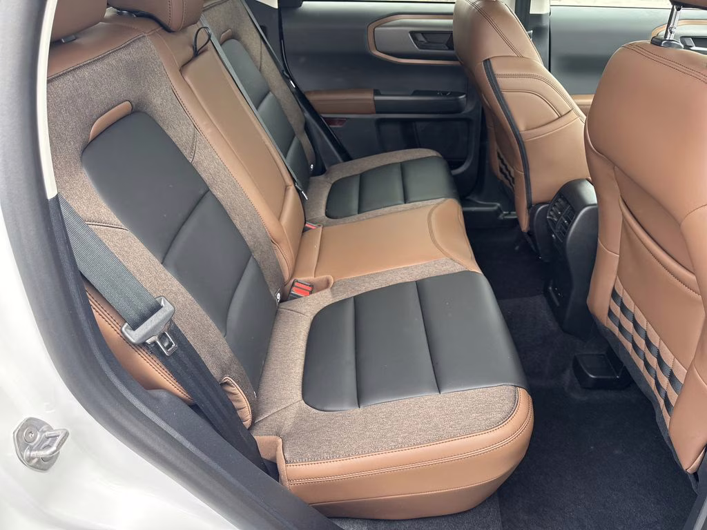 2026 Oxford White Ford Bronco Sport Outer Banks 4X4 SUV