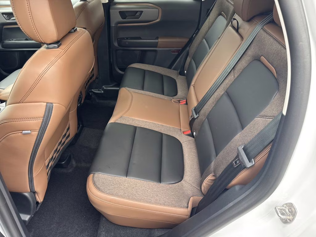 2026 Oxford White Ford Bronco Sport Outer Banks 4X4 SUV