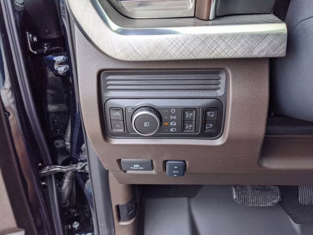 2025 Antimatter Blue Metallic Ford Super Duty F-350 SRW King Ranch 4X4 Truck
