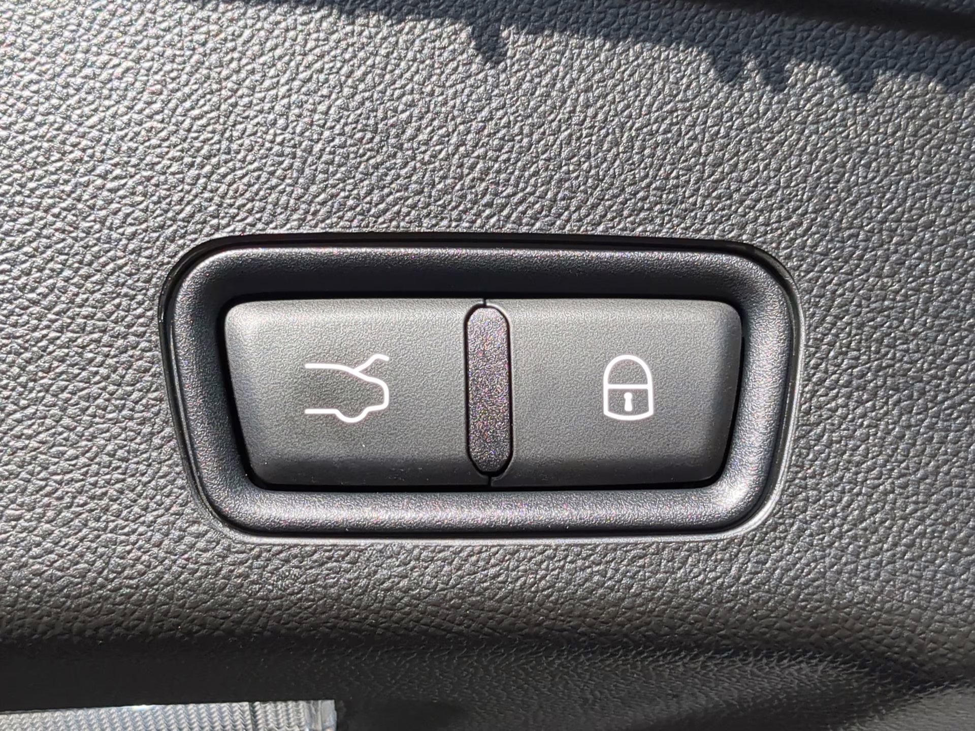 2025 Bianco Astro Metallic Maserati Grecale Modena AWD SUV