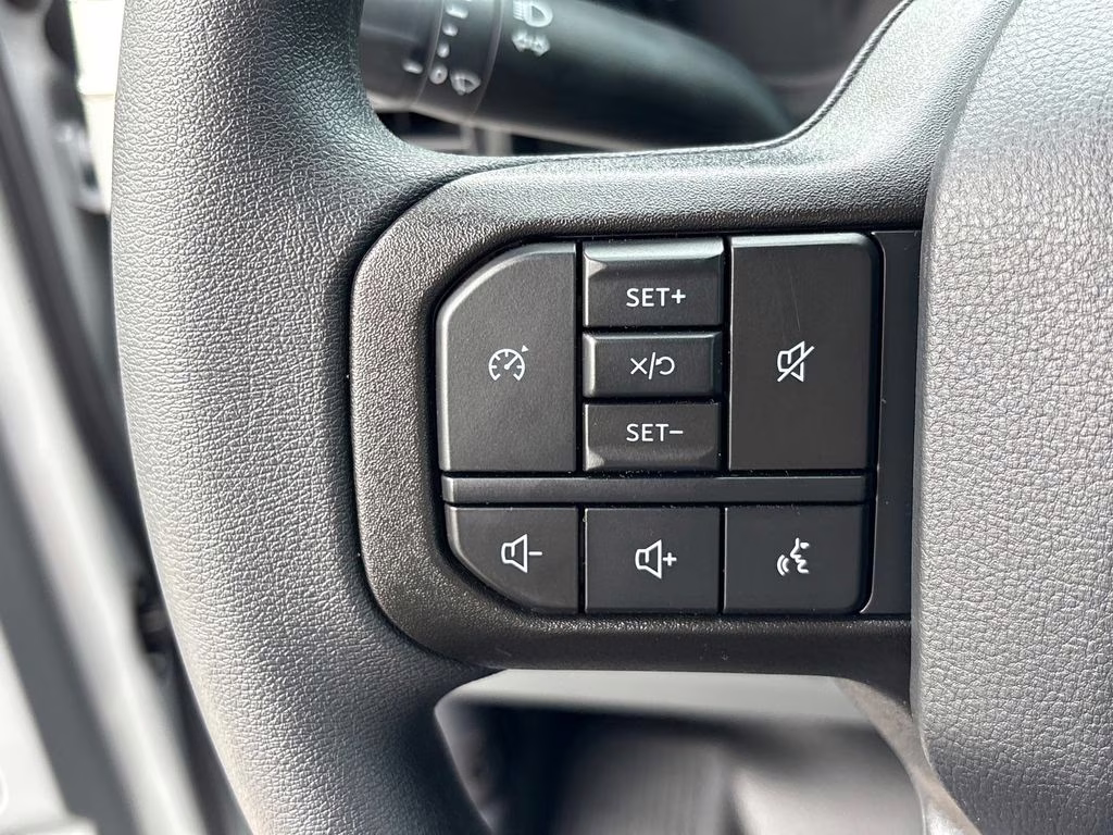 2026 Avalanche Ford Super Duty F-350 SRW XL RWD Truck