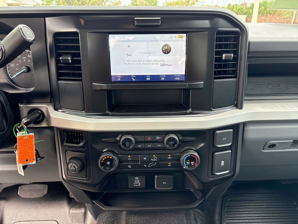 2026 Oxford White Ford Super Duty F-250 SRW XL RWD Truck