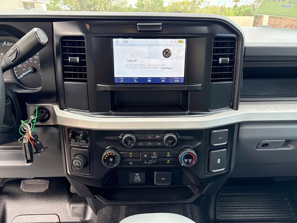 2026 Avalanche Ford Super Duty F-350 SRW XL RWD Truck