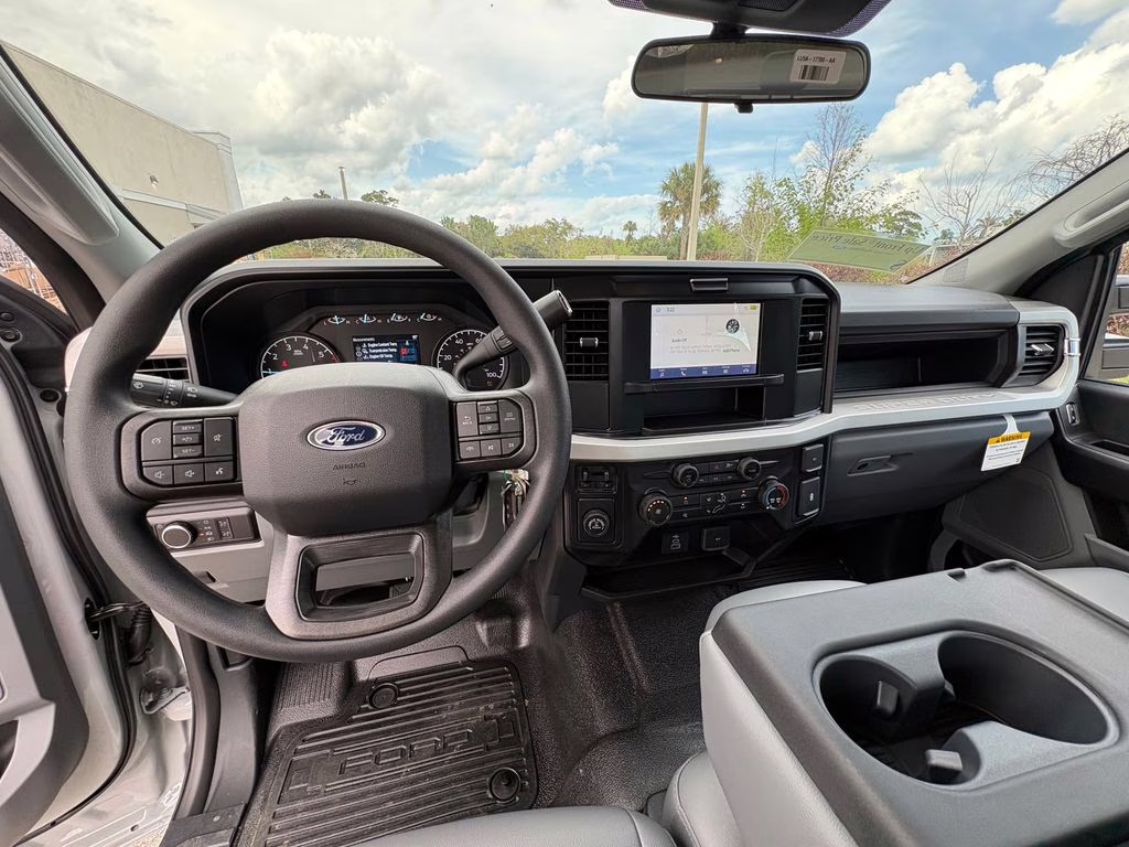 2026 Avalanche Ford Super Duty F-350 SRW XL RWD Truck