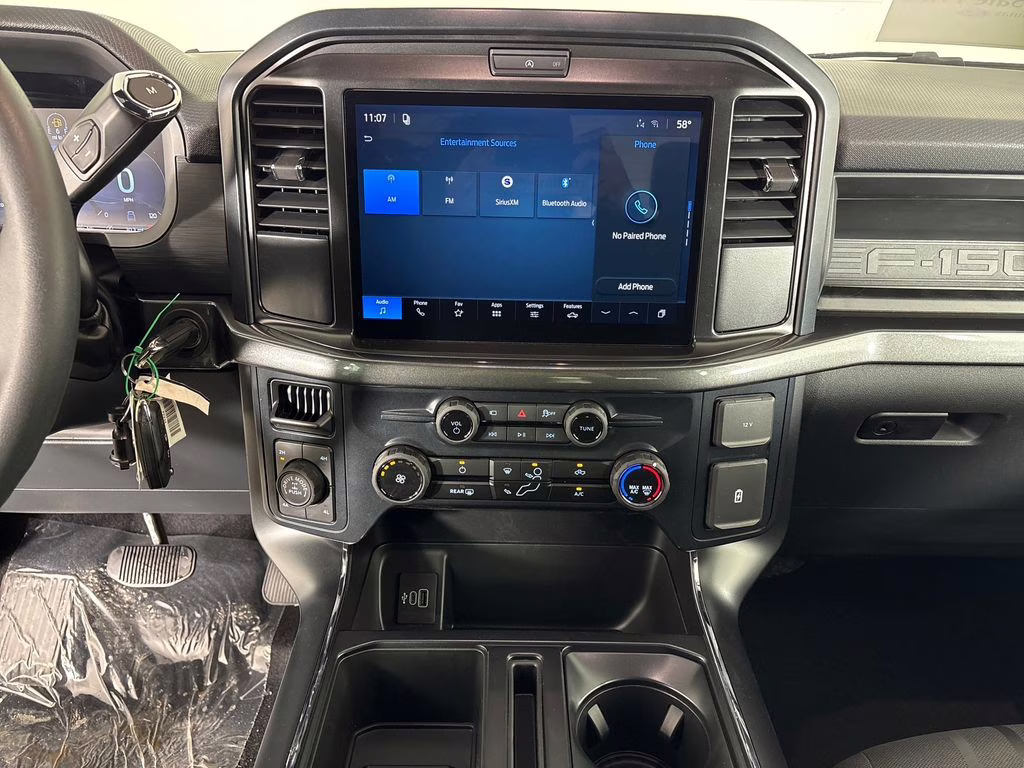 2026 Agate Black Metallic Ford F-150 LOBO 4X4 Truck