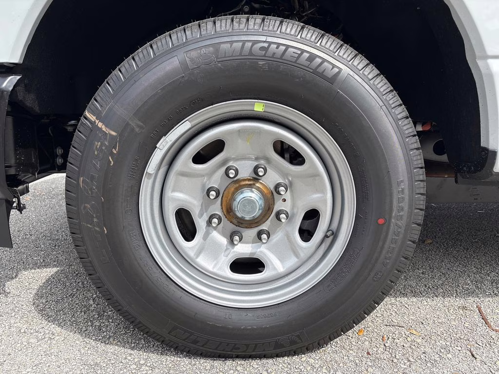 2026 Avalanche Ford Super Duty F-350 SRW XL RWD Truck