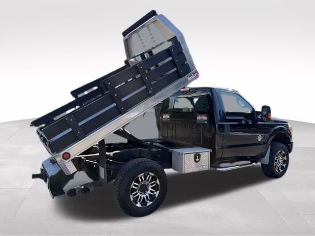 2013 Tuxedo Black Metallic Ford Super Duty F-350 SRW XL 4X4 Truck